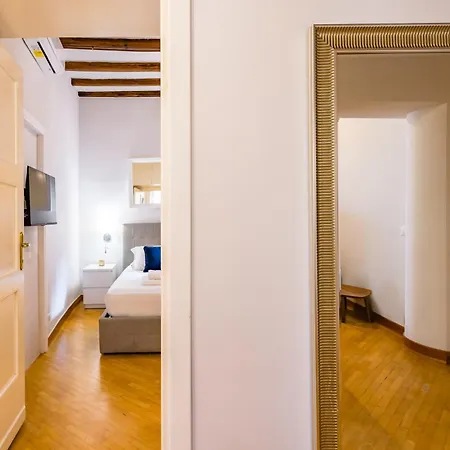 Casalice Trastevere דירה *